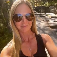 - Jessica M., ( Mom of 2 ) [stars]